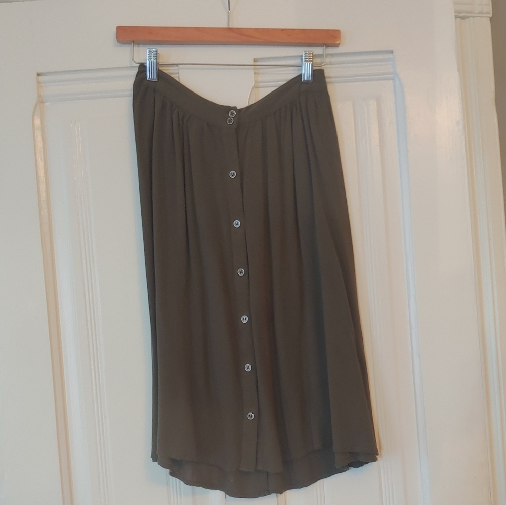 Olive mid-length skirt